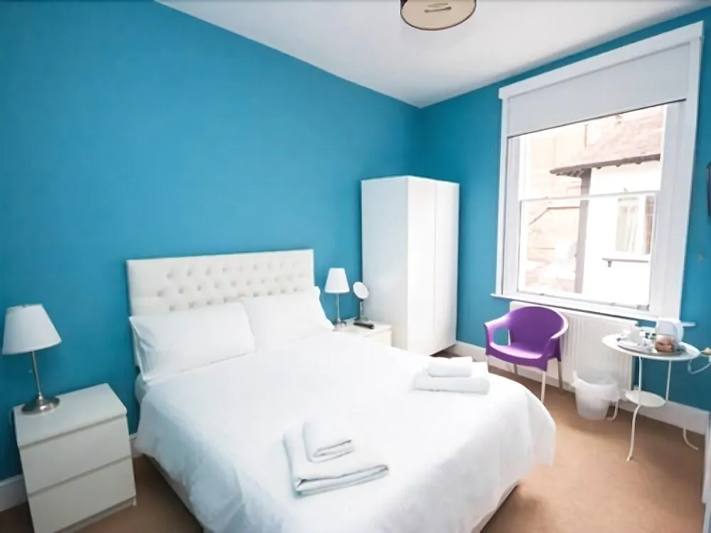 Grosvenor Place Guest House Chester