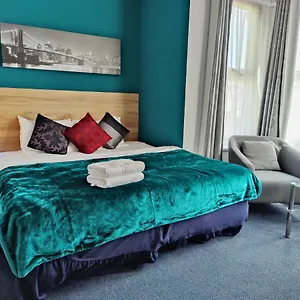 Wellesley Hotel Ilford