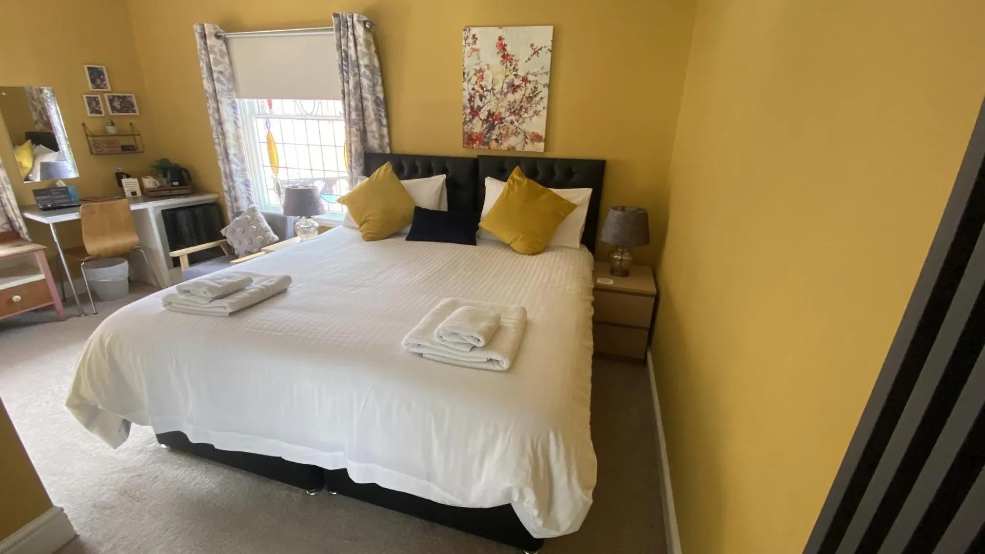 Grosvenor Place Guest House Chester