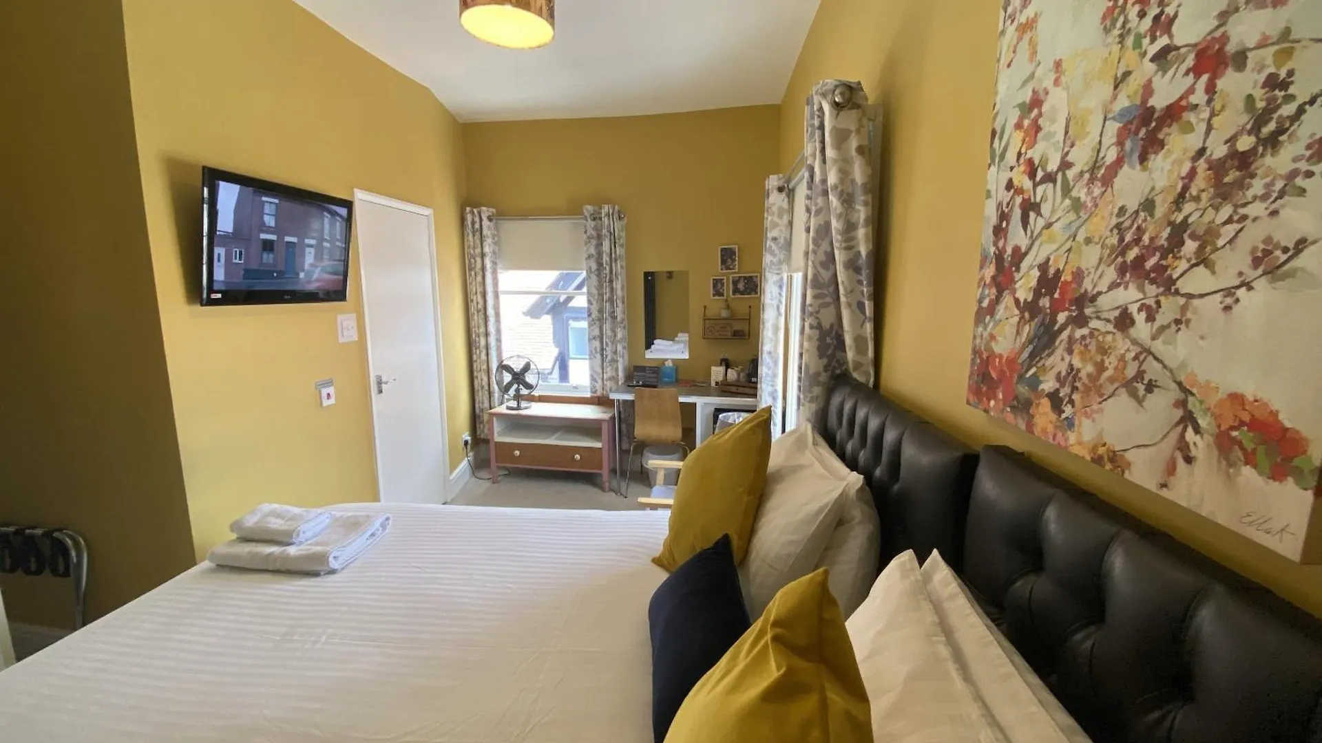 Grosvenor Place Guest House Chester