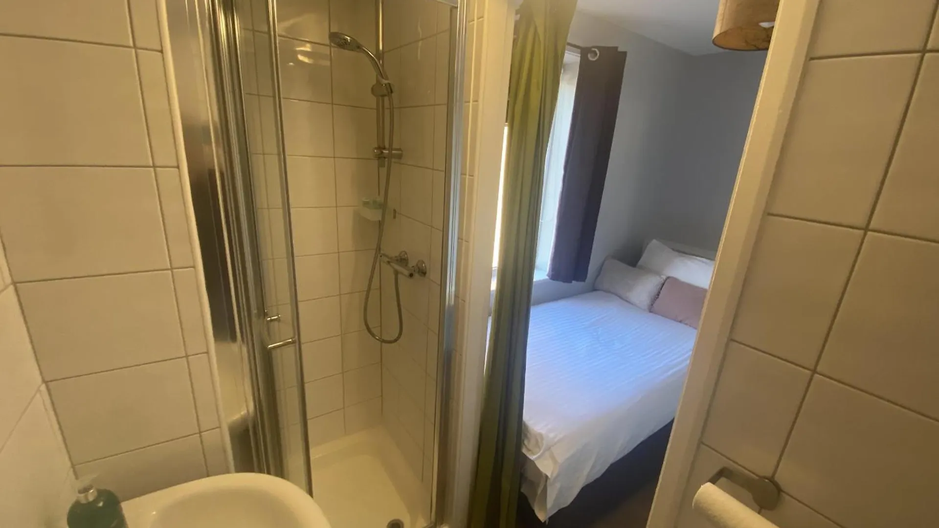 Grosvenor Place Guest House Chester