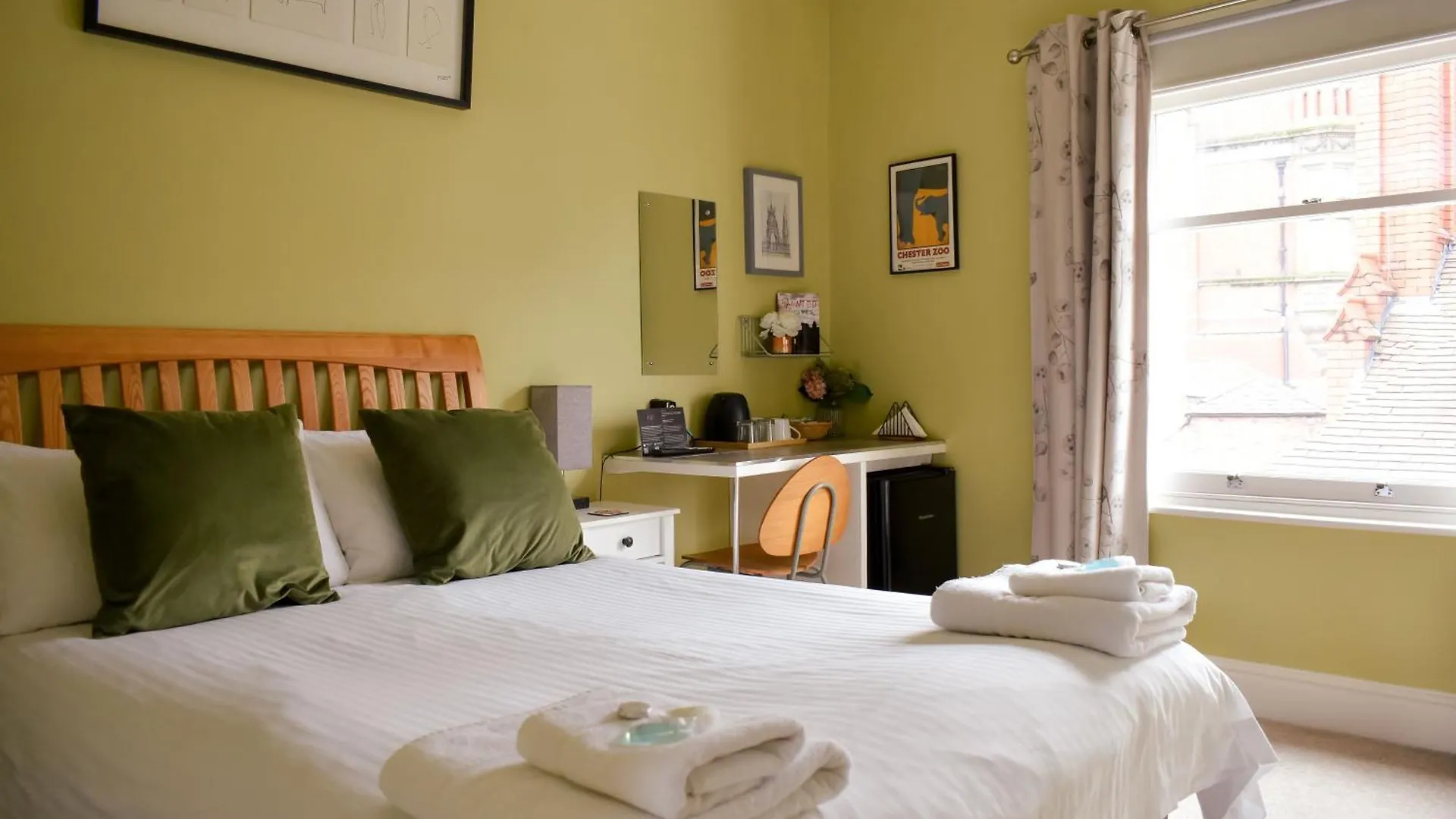 Grosvenor Place Guest House Chester