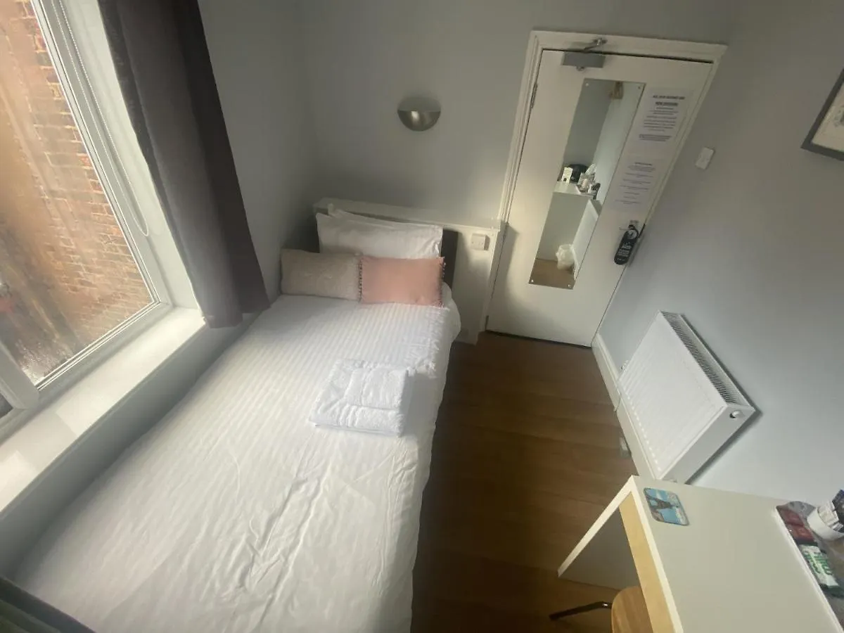 Grosvenor Place Guest House チェスター 3*,  イギリス